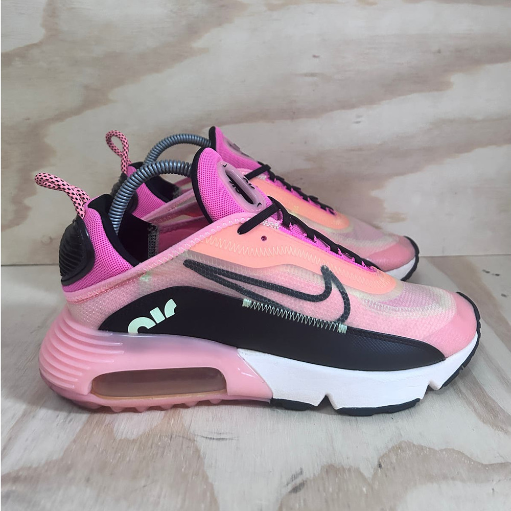 Nike - Air Max 2090 - Running shoes - Pink/Black - Women's - 9 - CT1290-700